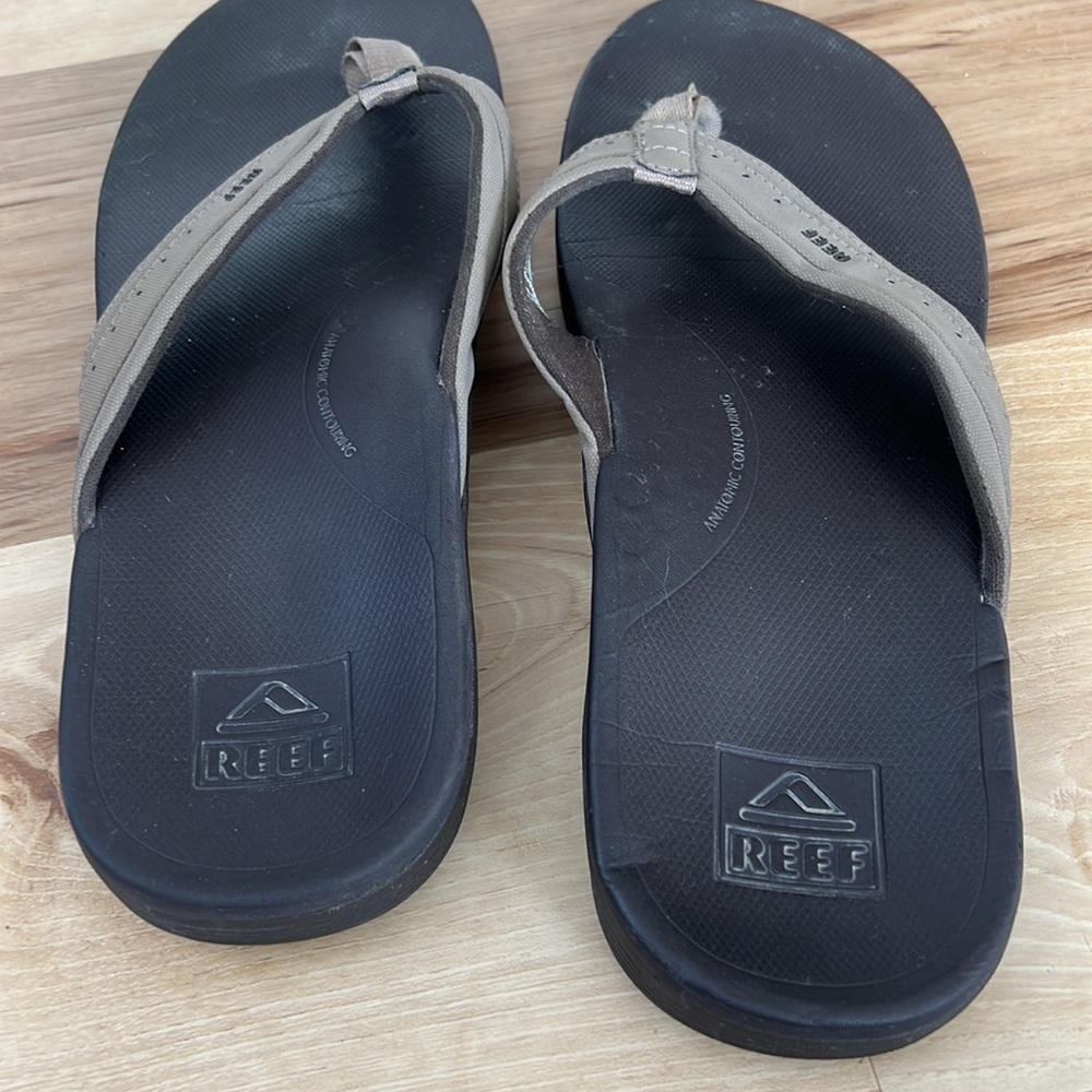 Men’s reef flip flops great condition, size 13 - Picture 3 of 3